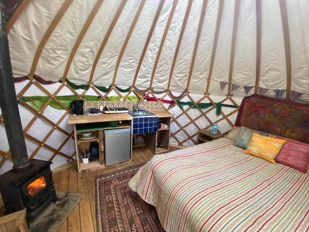 Luxury tent Cotswolds At Holycombe 2*