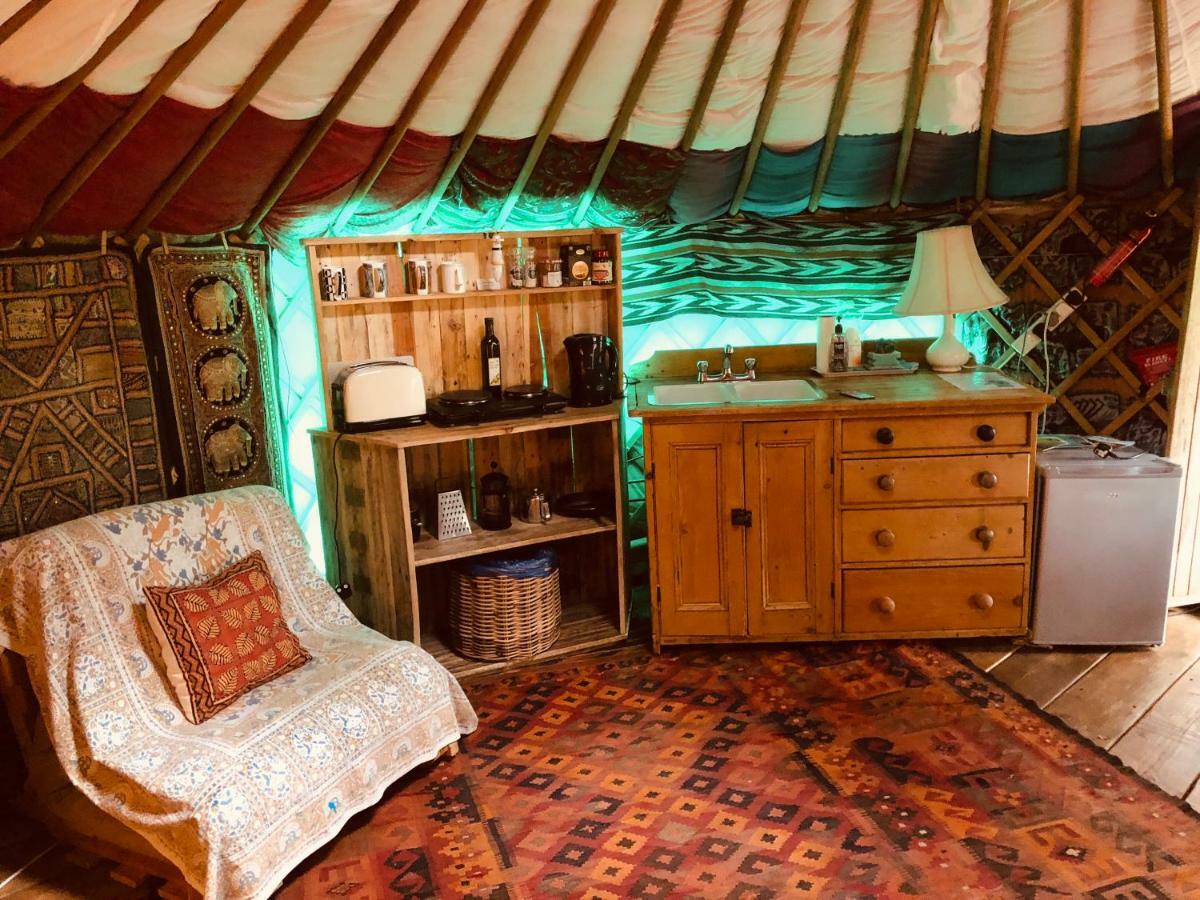 Luxury tent Cotswolds At Holycombe